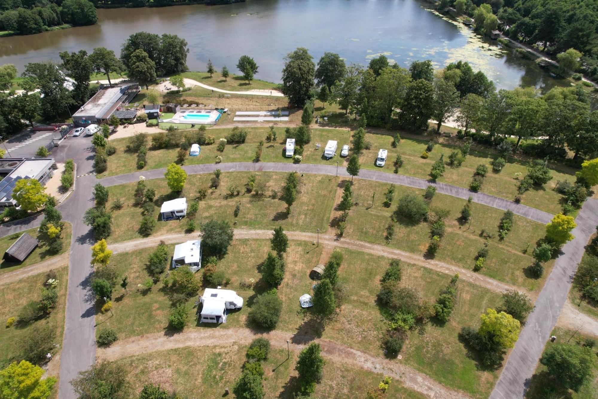 Camping Aquarev Hotel Loudéac Екстериор снимка